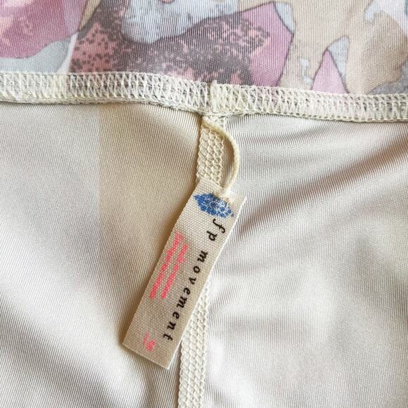 Free People Movement Daylight Graphic Legging - Picture 7 of 9